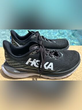 Hoka One One Mach 5 Profly + Black Running Shoes Women’s Size 8.5 in VGC